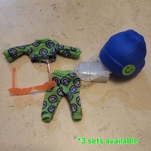 Barbie Mini Extra outfits